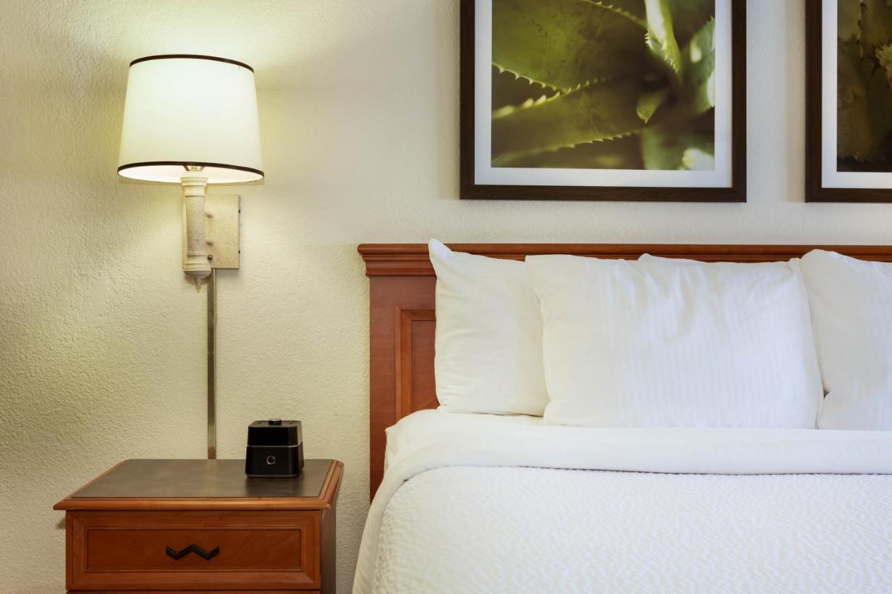 La Quinta Inn By Wyndham Austin Oltorf Buitenkant foto