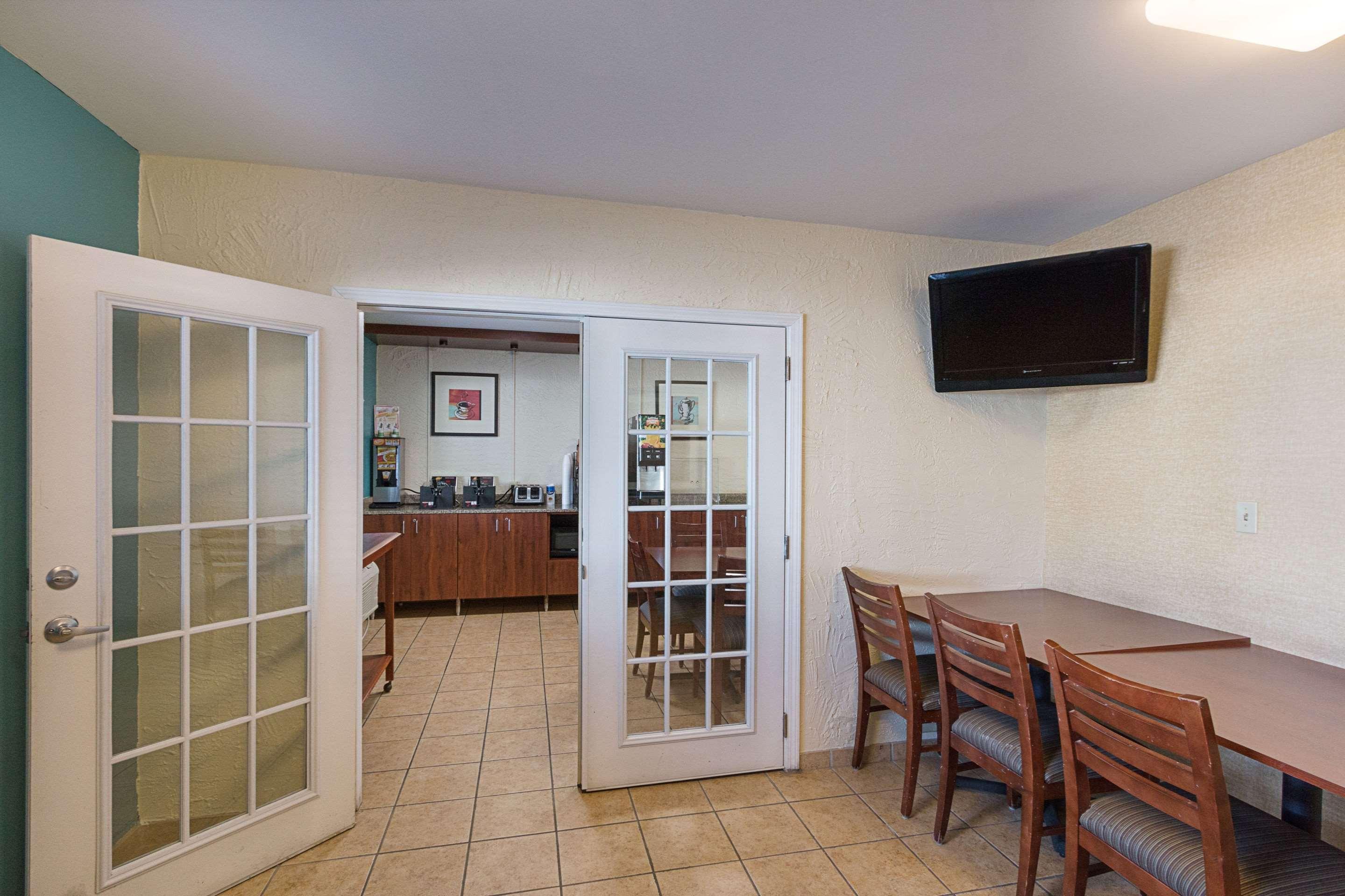 La Quinta Inn By Wyndham Austin Oltorf Buitenkant foto