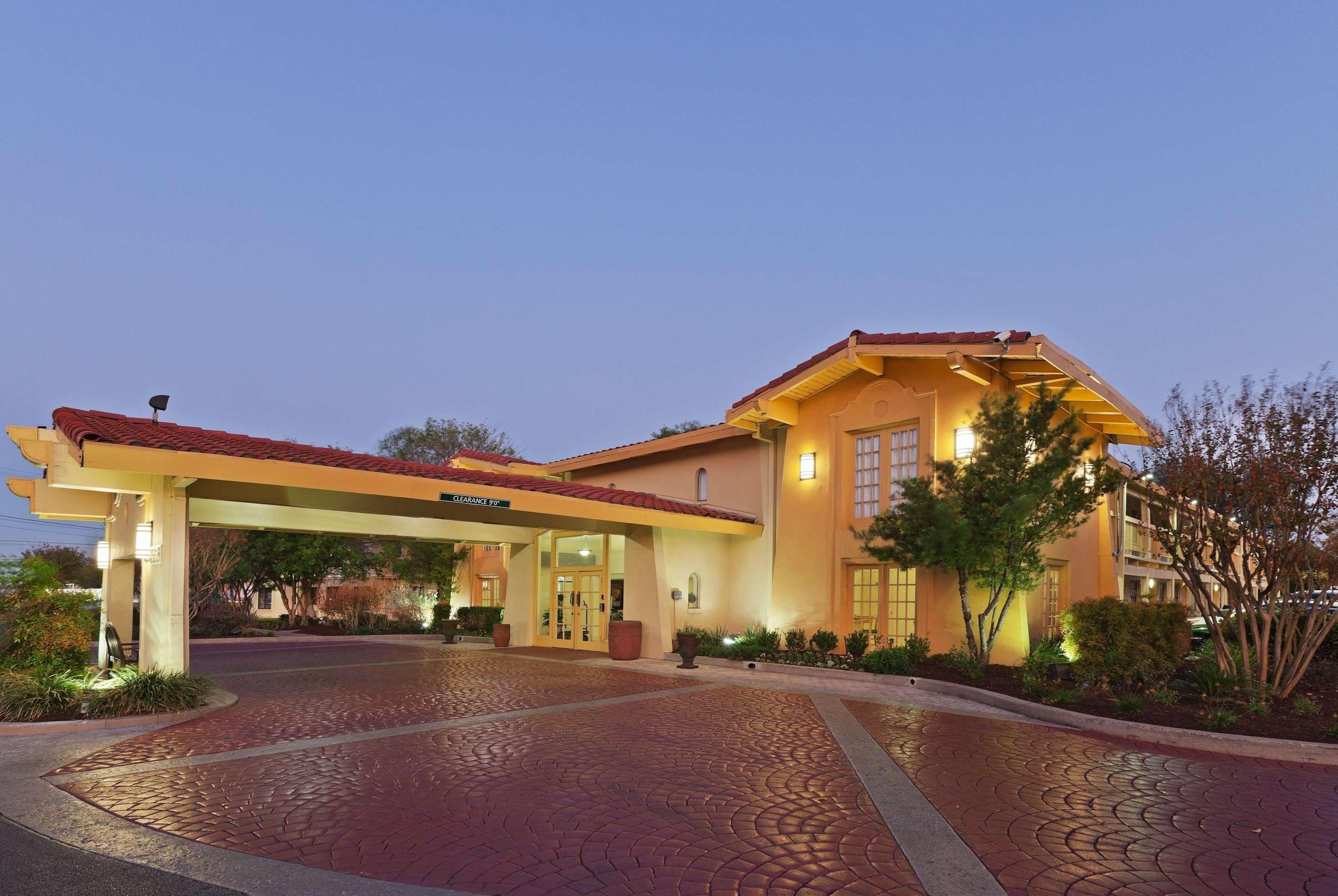 La Quinta Inn By Wyndham Austin Oltorf Buitenkant foto